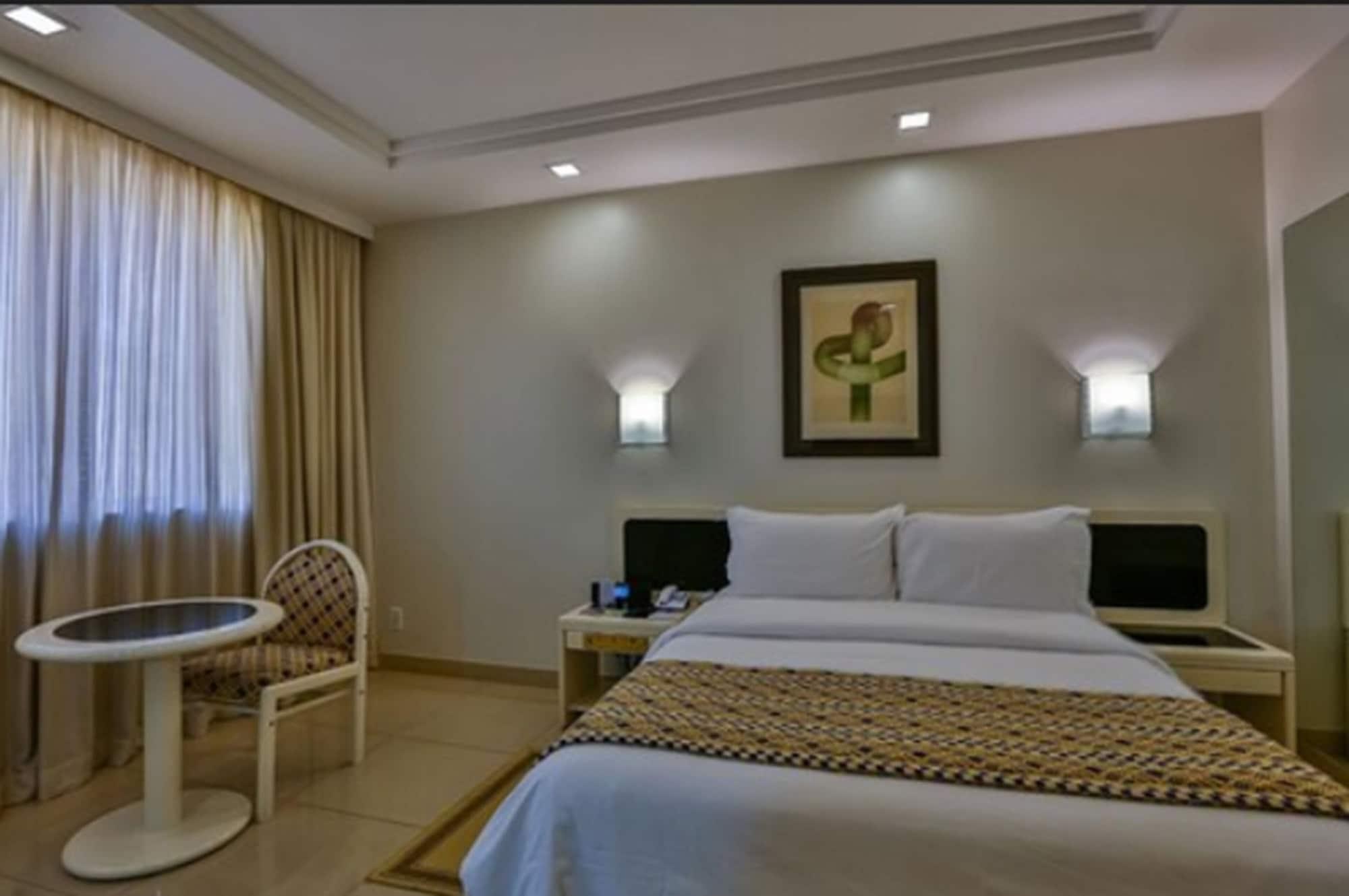 Castro'S Park Hotel Goiânia Εξωτερικό φωτογραφία