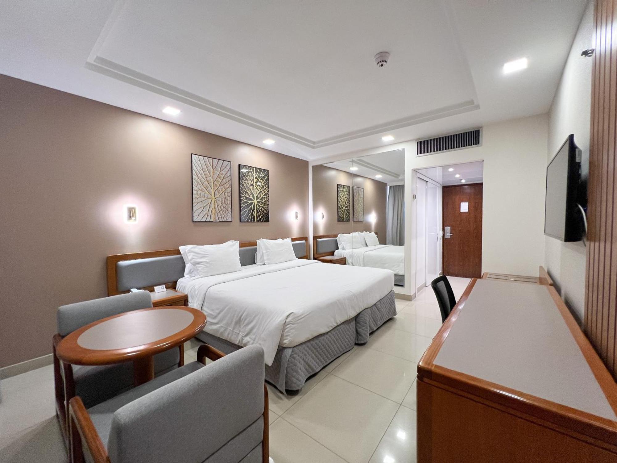 Castro'S Park Hotel Goiânia Εξωτερικό φωτογραφία